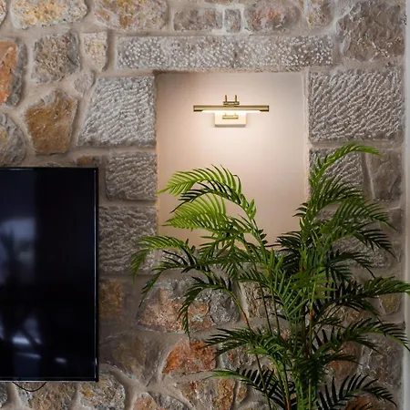 Stone & Sea Villa